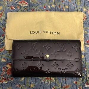 Louis Vuitton Vernis Sarah wallet dust bag